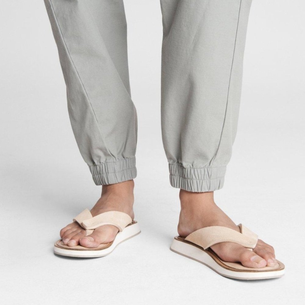 Rag‎ & Bone 'Parker' Suede Leather Thong Sandals - Picture 2 of 9